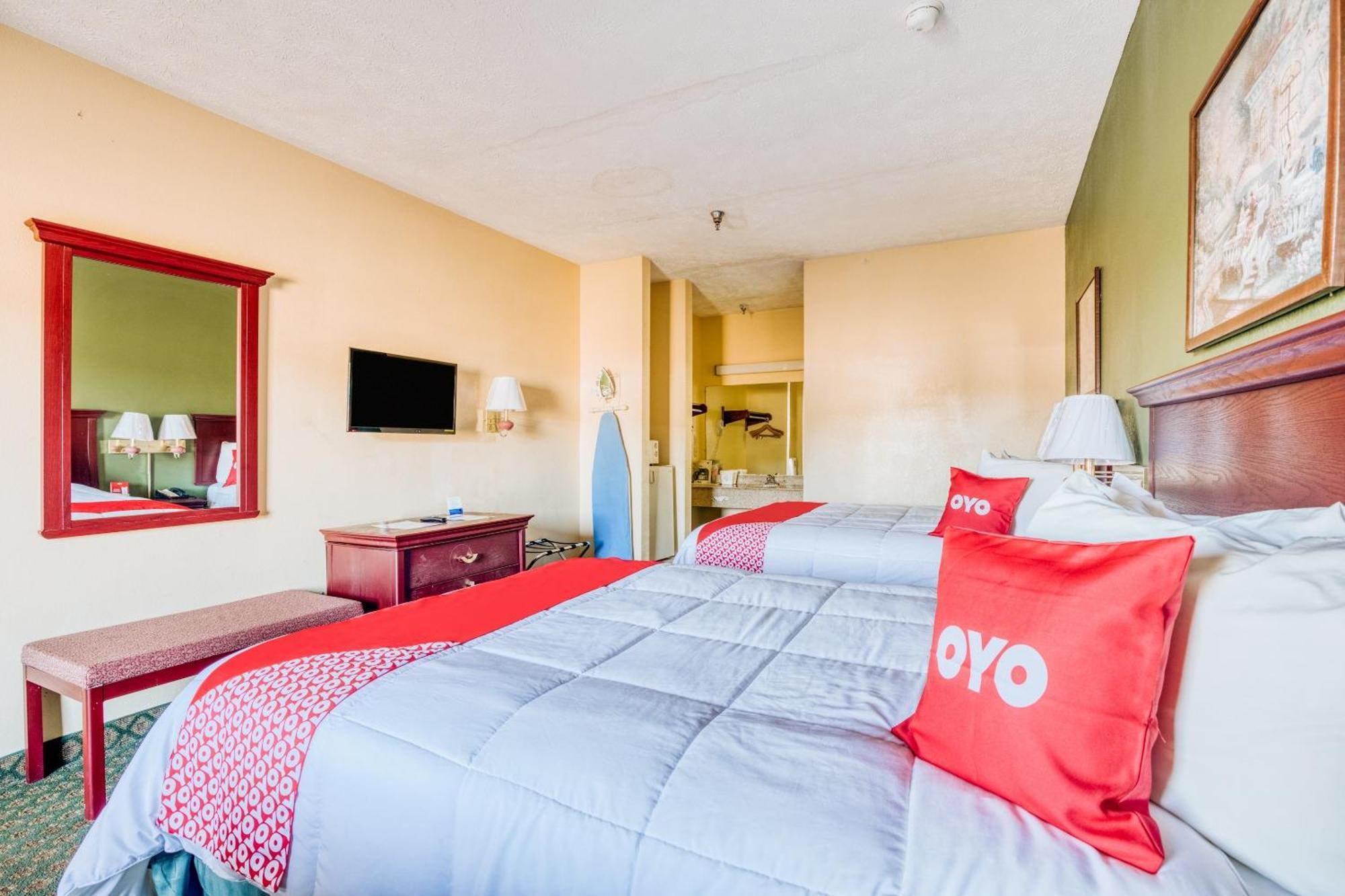 Oyo Hotel Grenada West Extérieur photo